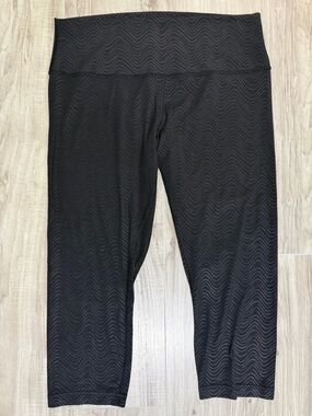 Lululemon Women’s Align High-Rise Legging in Aqueous Emboss Black